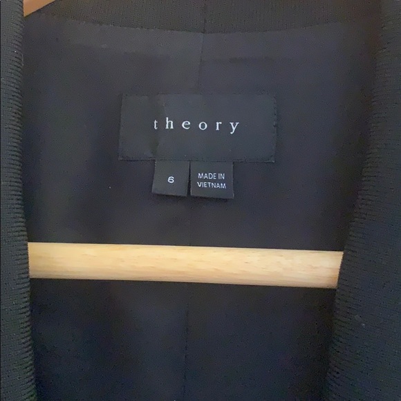 Theory Grey Blazer - Picture 3 of 4